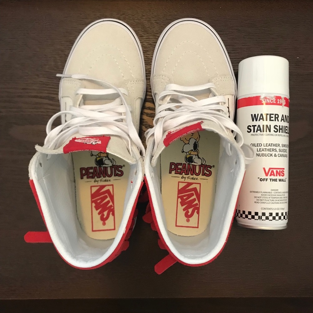Vans Sk8 Moc Peanuts Dog House Bone M4 W5.5
